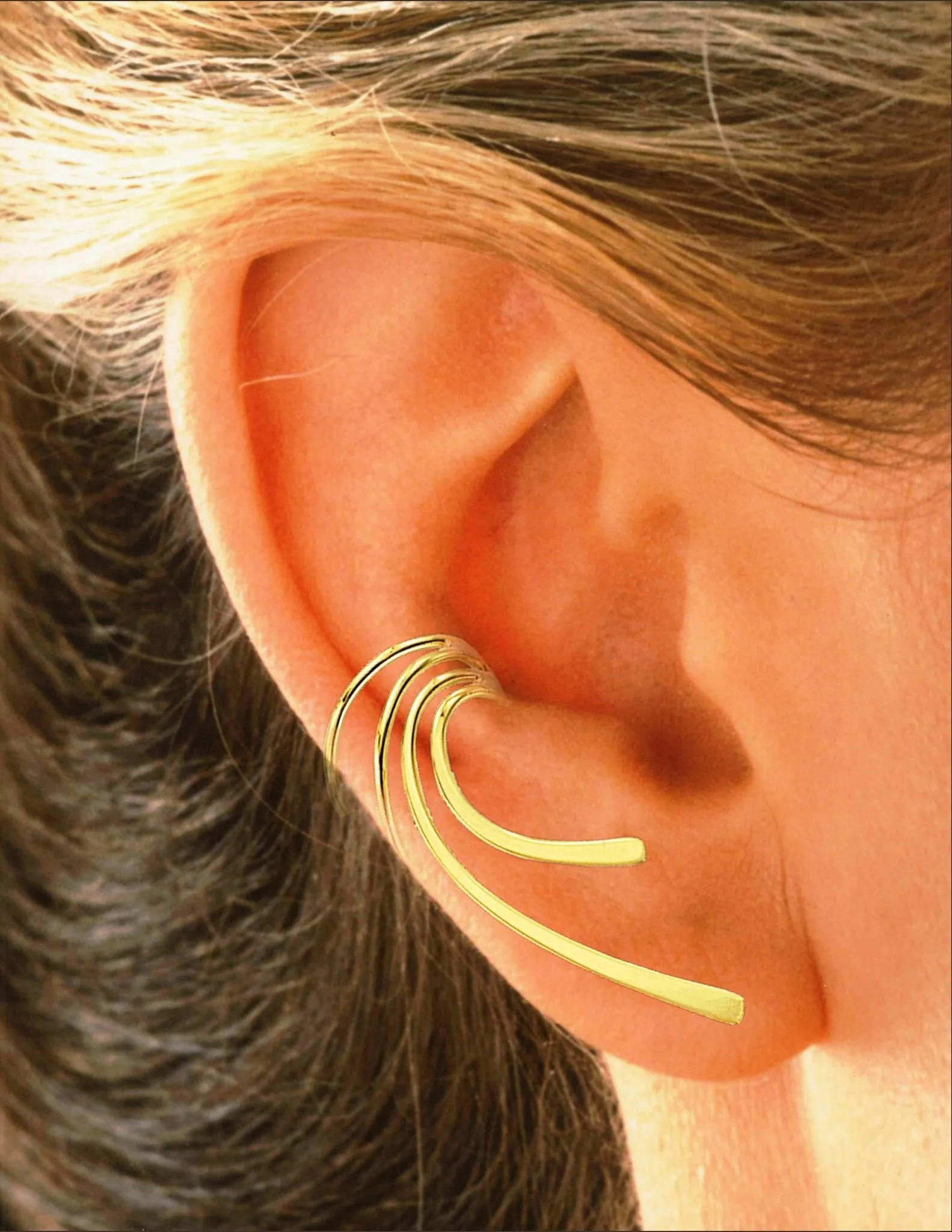 Beautifully Simple Classic Long Wave Ear Cuff / Jackets Solid