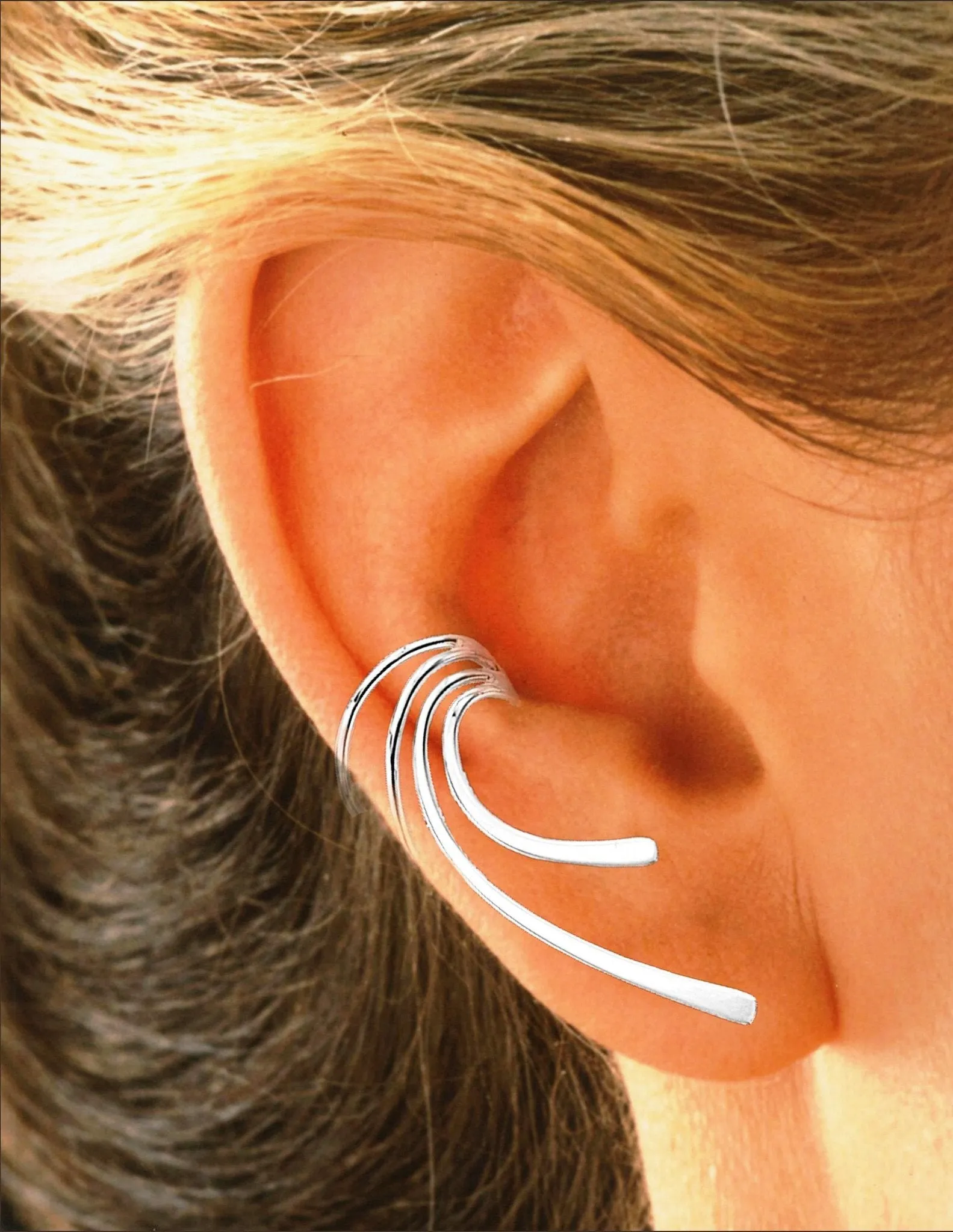 Beautifully Simple Classic Long Wave Ear Cuff / Jackets Solid